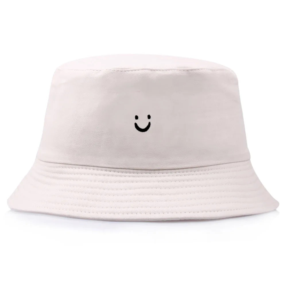 bob smiley brodé minimaliste